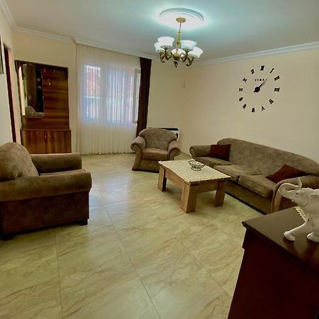 Family Home Batumi Exteriér fotografie