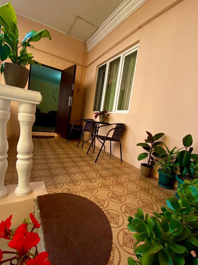 Family Home Batumi Exteriér fotografie